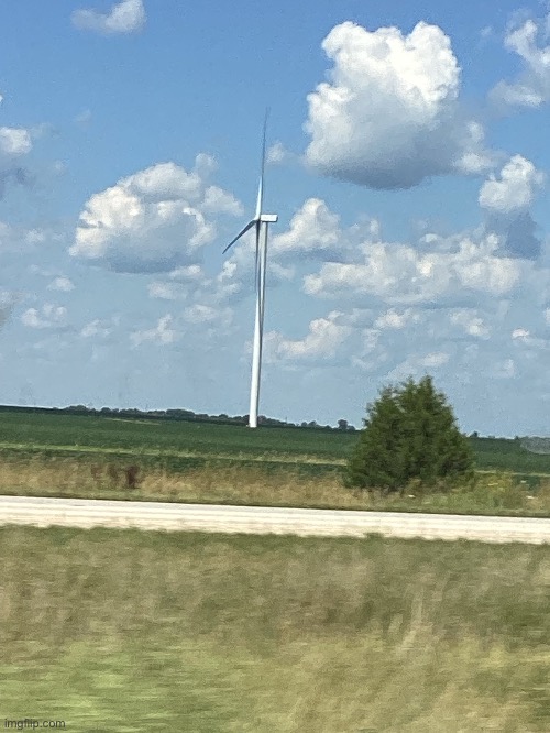 Woah it’s a wind thingy | made w/ Imgflip meme maker