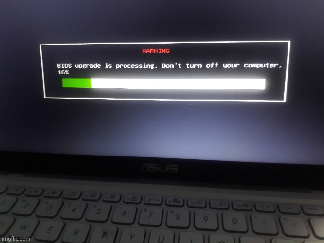 Tf my laptop doing rn | made w/ Imgflip meme maker