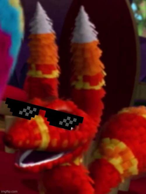 Pretztail Smiling | image tagged in pretztail smiling | made w/ Imgflip meme maker