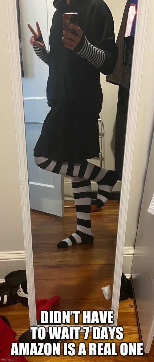 DIDN’T HAVE TO WAIT 7 DAYS
AMAZON IS A REAL ONE | made w/ Imgflip meme maker