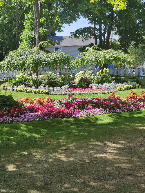 Mackinac island (#3,274) | image tagged in pictures,photos,flowers,michigan,beautiful,colors | made w/ Imgflip meme maker