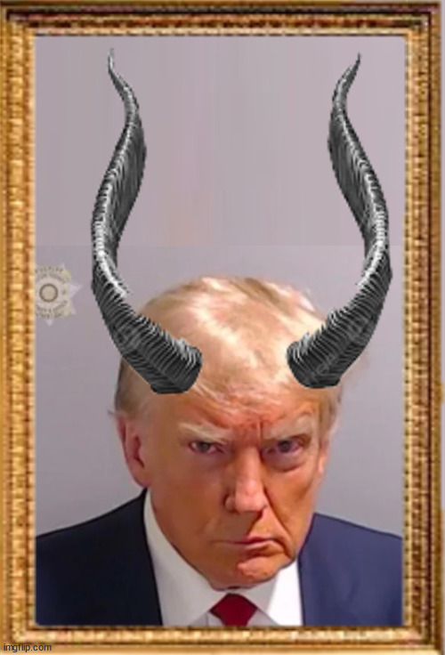 Trump's White House Portrait | image tagged in trump mugshot portrait,third antichrist,servent of satan,conman,maga,locked him up | made w/ Imgflip meme maker