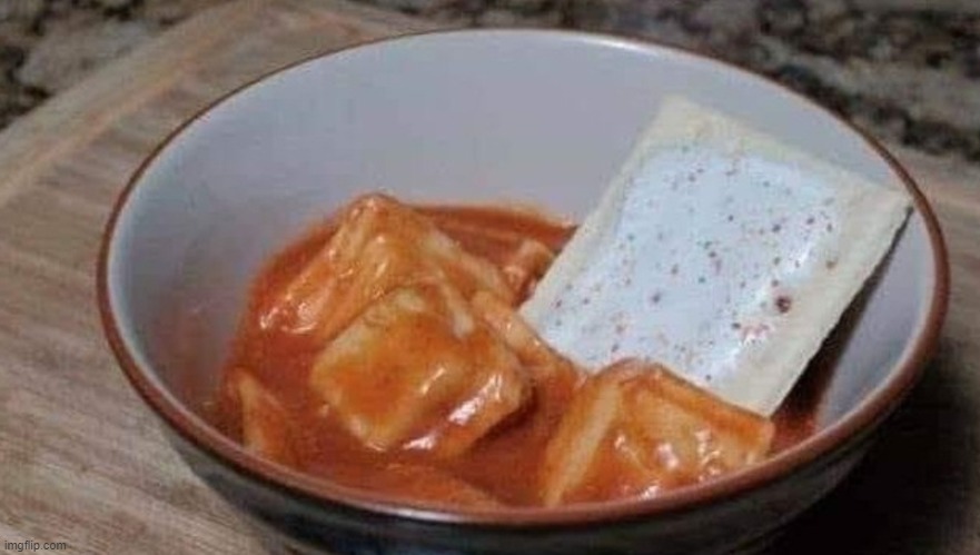 PopTart in spaghetti | image tagged in poptart in spaghetti | made w/ Imgflip meme maker