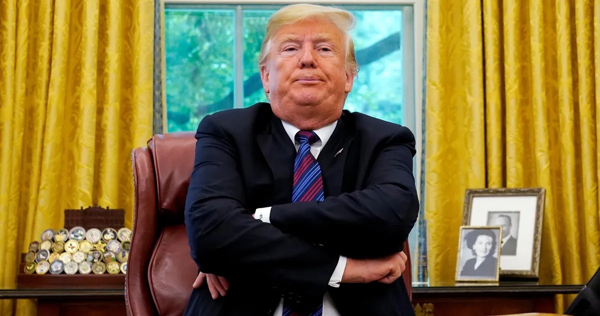 High Quality Foto - Trump pouting like an infant throwing a tantrum, arms cro Blank Meme Template