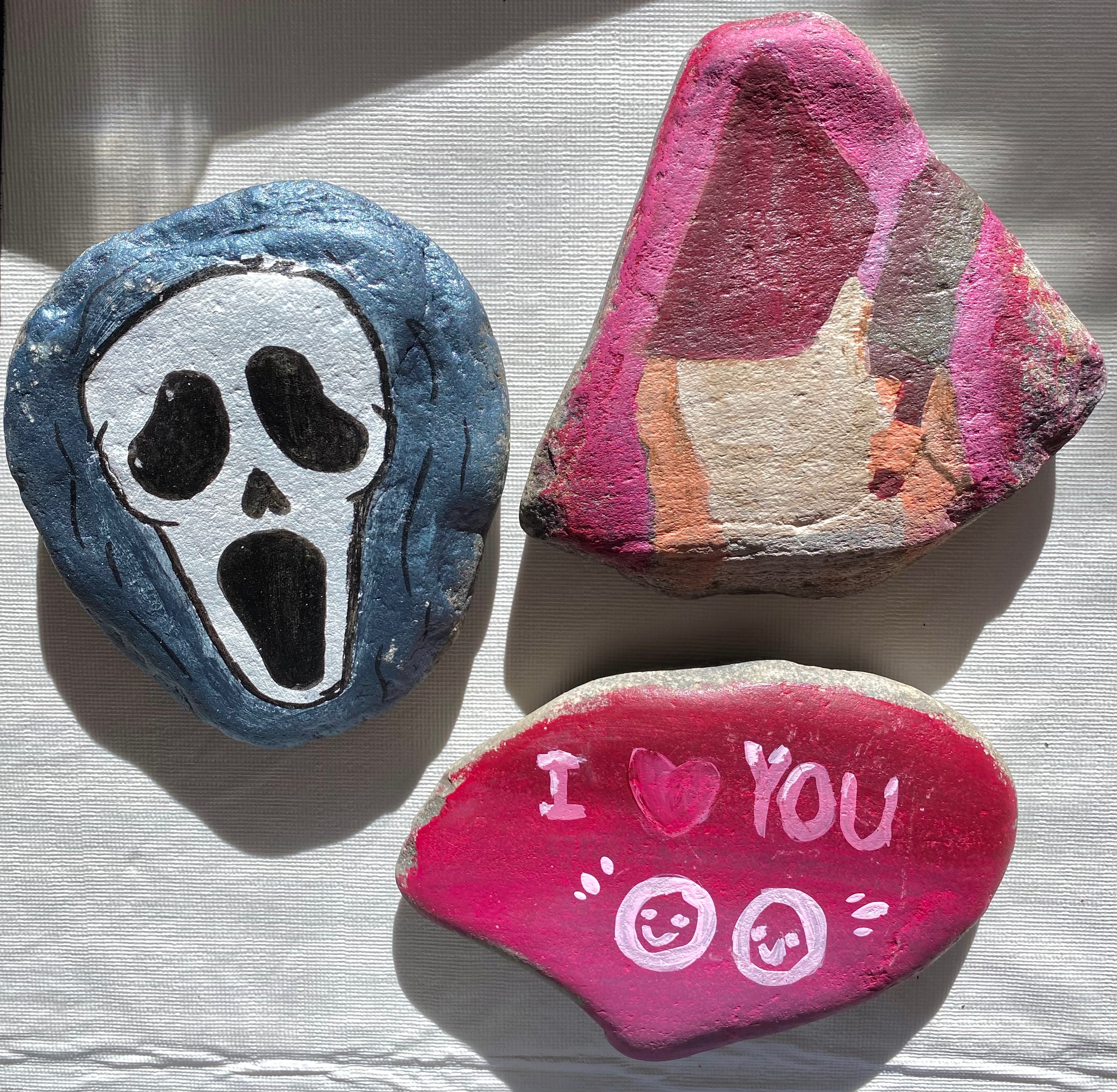Cool rocks i painted today :darkuun_thumbs_up: | image tagged in technically a drawing,painting,rocks,yippie | made w/ Imgflip meme maker