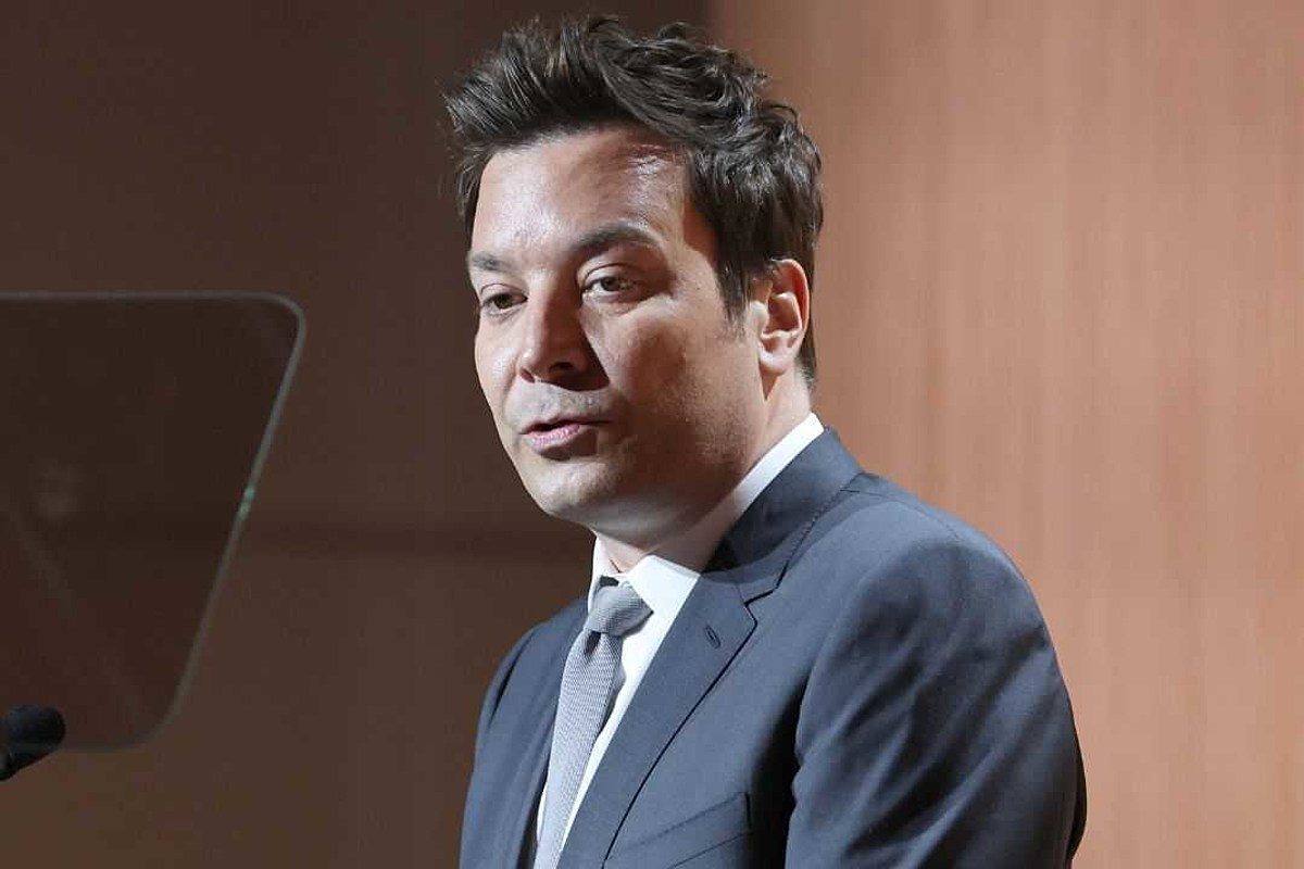 High Quality Jimmy Fallon Accused of 'Toxic' Workplace, Being Drunk on Set Blank Meme Template