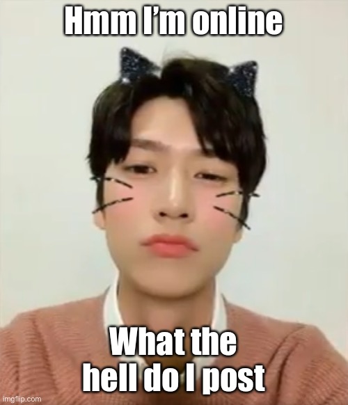 I’m high number 2 | Hmm I’m online; What the hell do I post | image tagged in i m high number 2 | made w/ Imgflip meme maker
