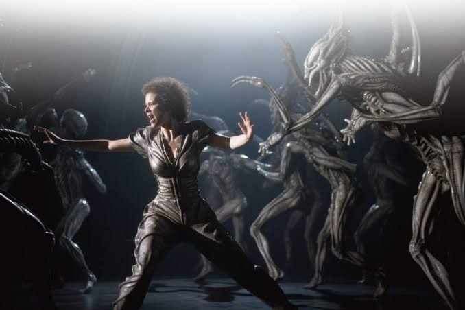 Alien el musical alien con Ripley jeopardy Blank Meme Template