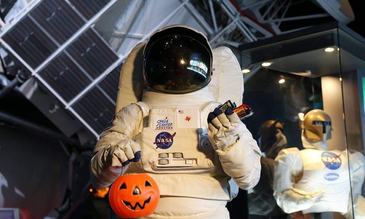 High Quality Halloween Astronaut Blank Meme Template