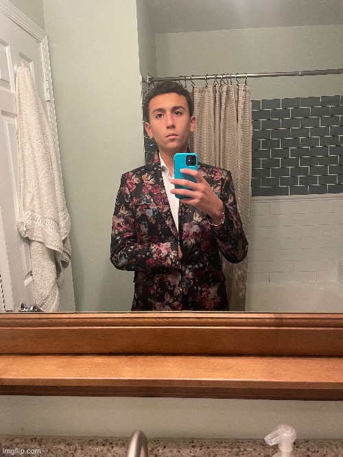 Who is going to homecoming with me ? | made w/ Imgflip meme maker