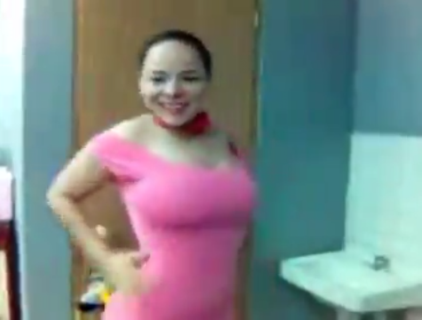 Jessica la sucia blusa rosa mano en la cintura Blank Meme Template