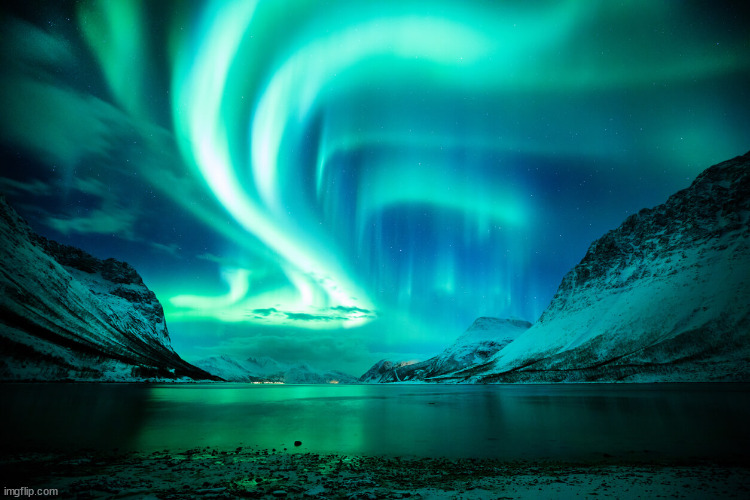 No... This is not a photoshop | image tagged in awesome,picture,north,lights,aurora | made w/ Imgflip meme maker
