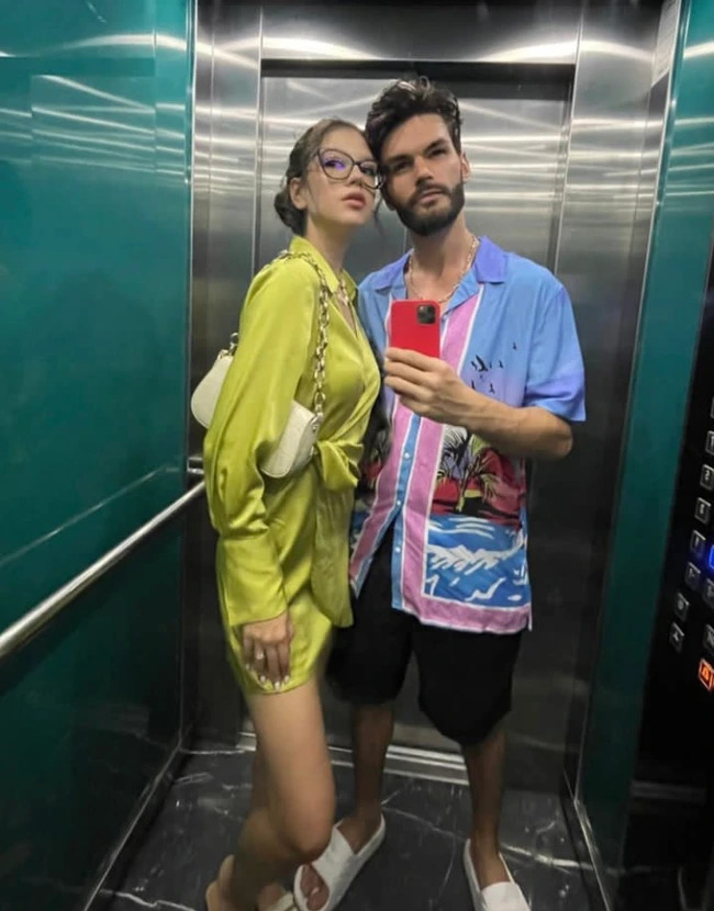 Dinero Blank Meme Template