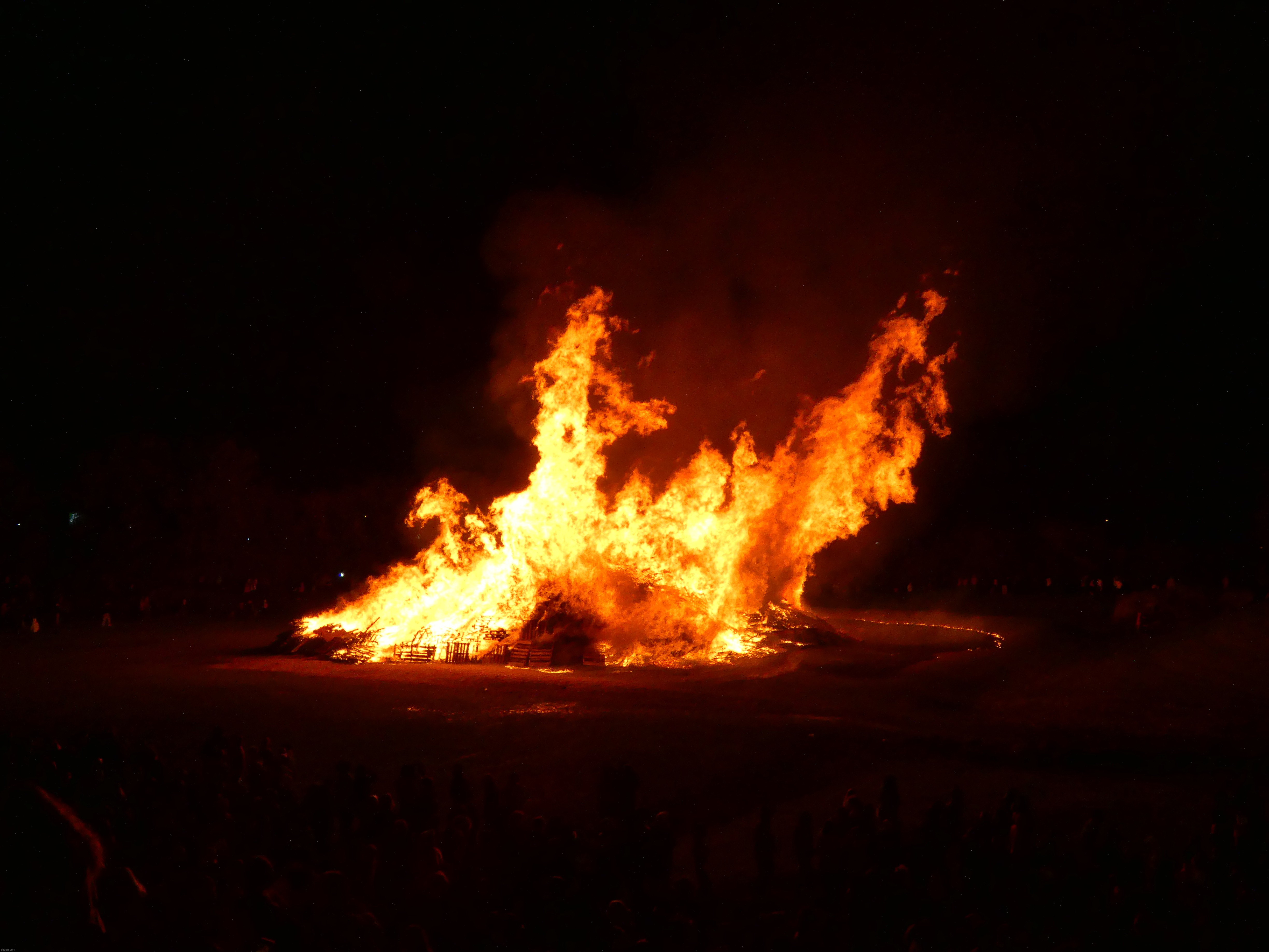 This is the bonfire from last night, I'll have a sound version up on ...