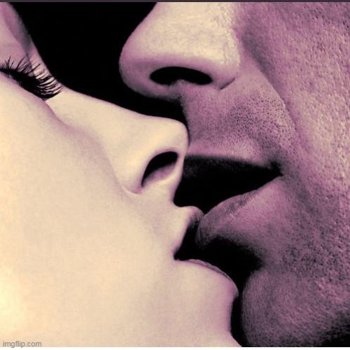 Romantic Kiss | image tagged in romantic kiss | made w/ Imgflip meme maker