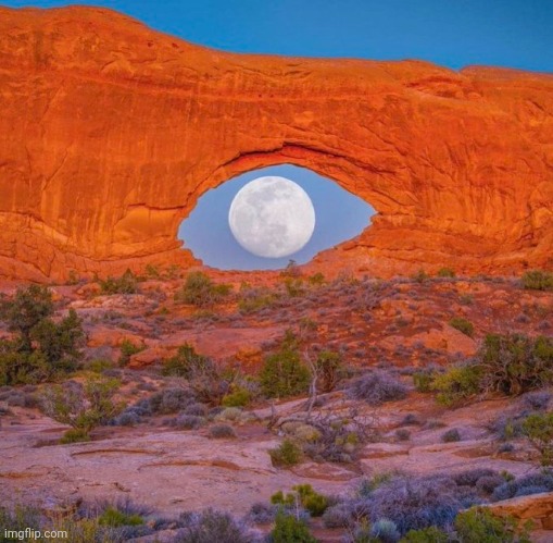 THE EYE OF THE WEST | image tagged in moon,full moon,desert | made w/ Imgflip meme maker
