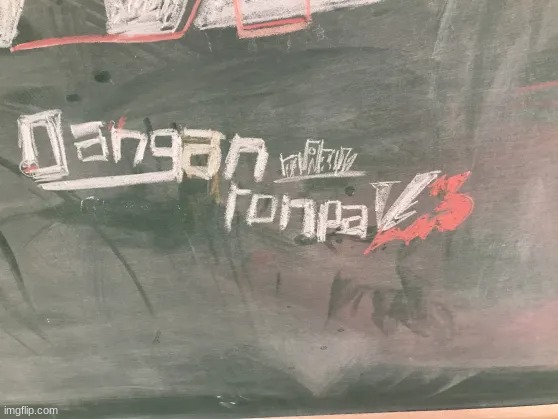 So, I broke into @WillowDaPillow's house and vandalised her chalkboard ( ◣∀◢)ψ | made w/ Imgflip meme maker