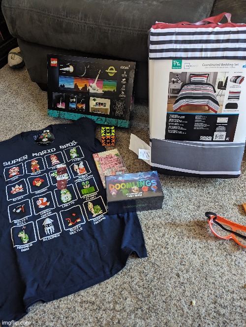 Xmas gifts pt. 1 | image tagged in christmas | made w/ Imgflip meme maker