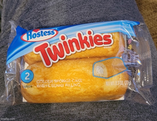 I have never had twinkies before so I'll rate them in the comments | image tagged in food | made w/ Imgflip meme maker