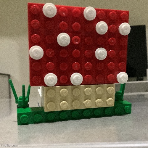Cute lil build i made pls rate out of 10 | image tagged in legos | made w/ Imgflip meme maker