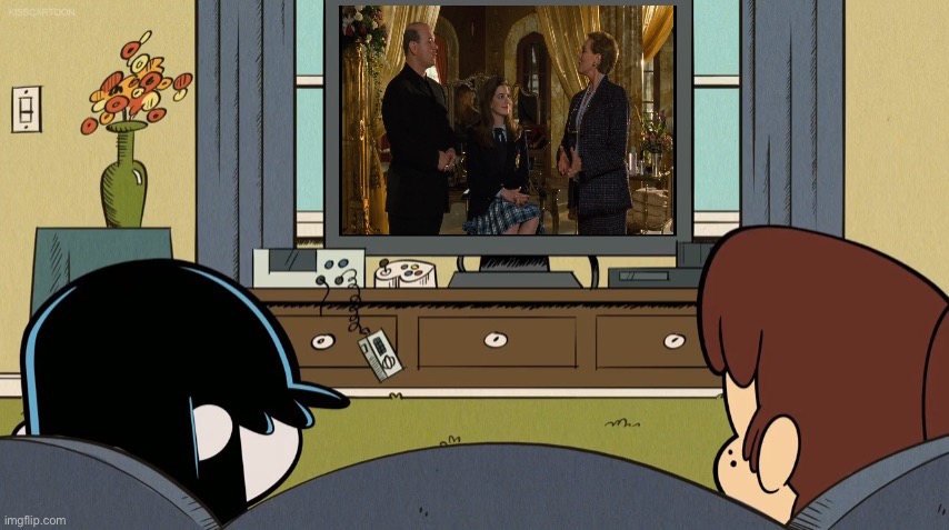 Lucy, and Lynn watching The Princess Diaries | image tagged in the loud house,disney,deviantart,disney princess,memes,princess | made w/ Imgflip meme maker