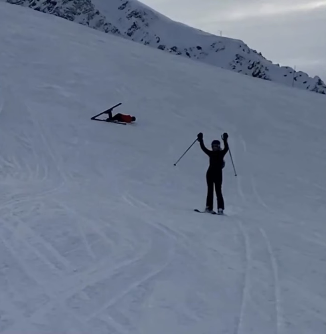 Ski fail and success Blank Meme Template