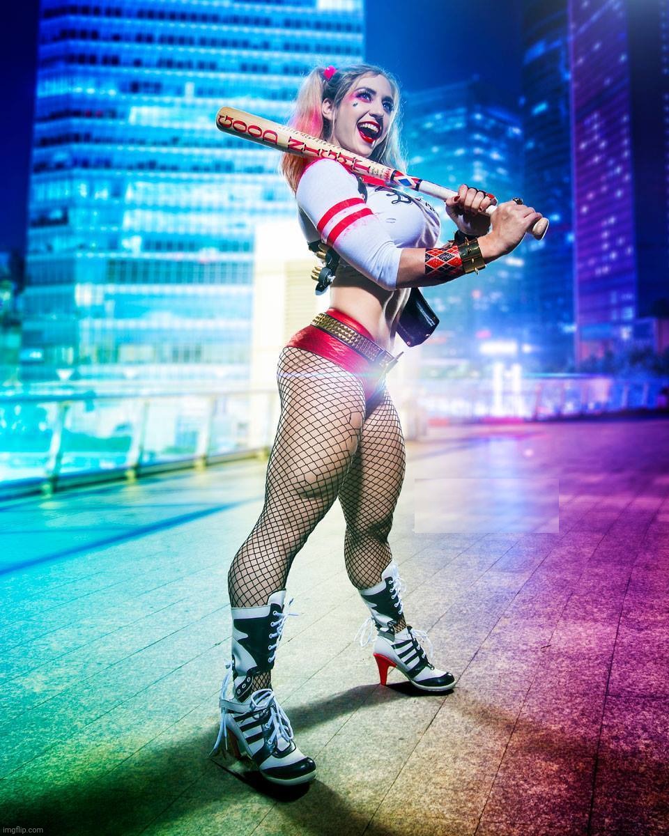 Harley Quinn | image tagged in harley quinn,cosplay,cosplay sexy | made w/ Imgflip meme maker