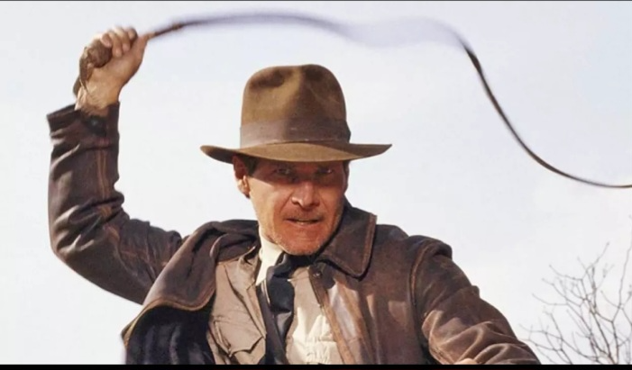 Aquí estoy Blank Meme Template