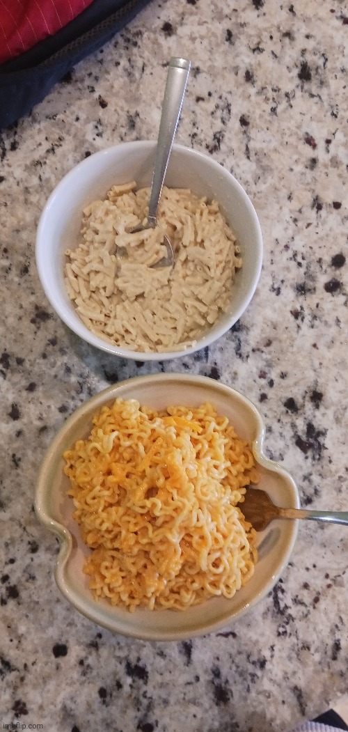 Chicken ramen swapped with macaroni & cheese | image tagged in ramen,mac and cheese,swap,food | made w/ Imgflip meme maker