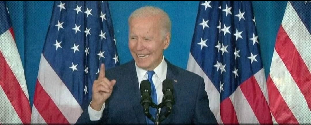 Biden points finger Blank Meme Template