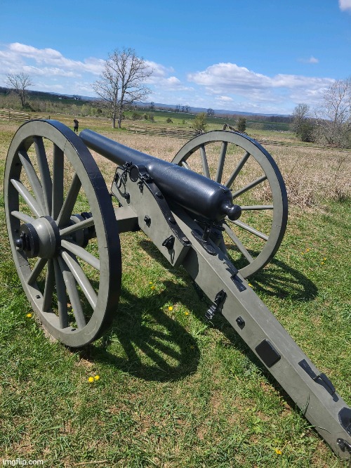 Currently in Gettysburg, pic of a cannon. | made w/ Imgflip meme maker