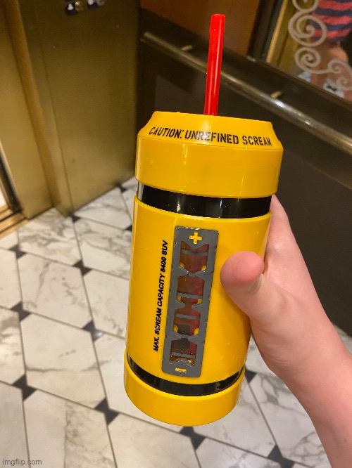 LOOK AT THIS WATER BOTTLE I GOT | made w/ Imgflip meme maker