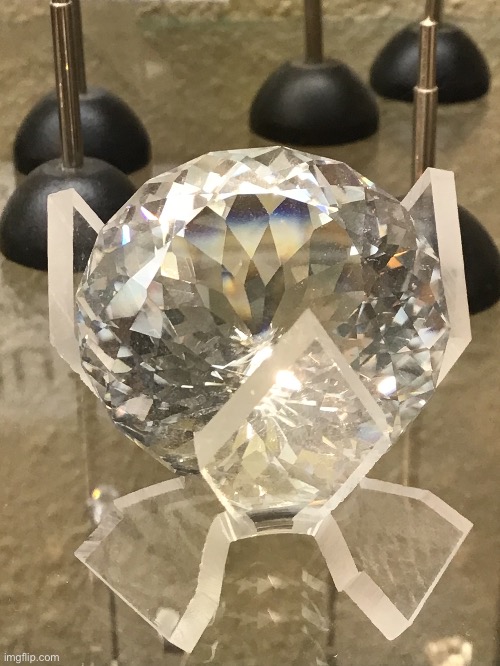 Close up of a small quartz gem | made w/ Imgflip meme maker