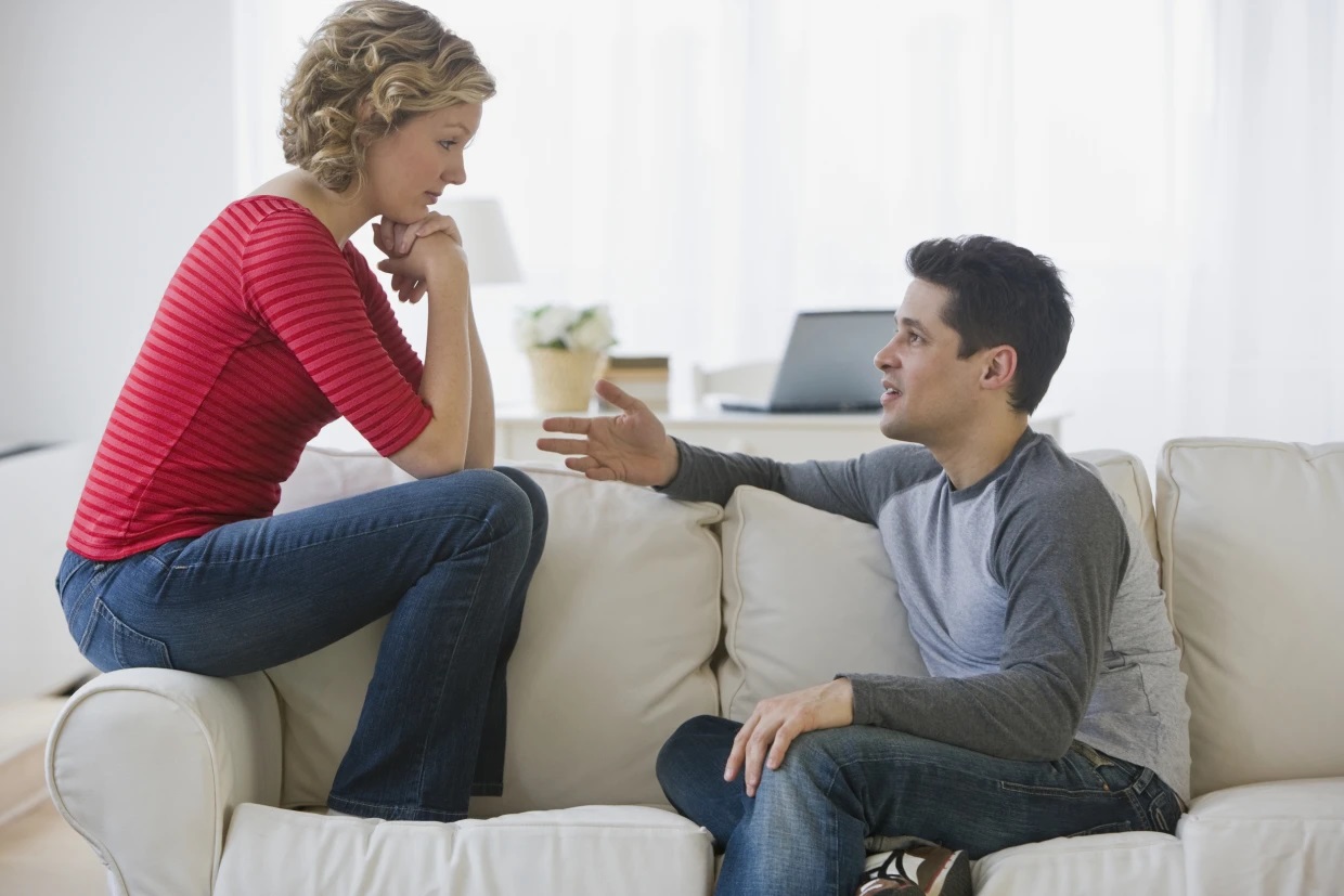 Couple talking Blank Meme Template