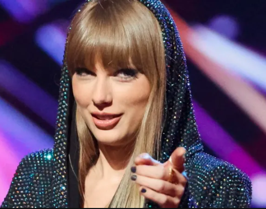 Taylor Swift points Blank Meme Template