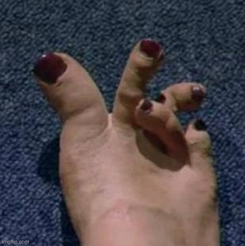 I Stubbed My Whole Foot ? | image tagged in sister's toes,cringe,funny memes,funny | made w/ Imgflip meme maker