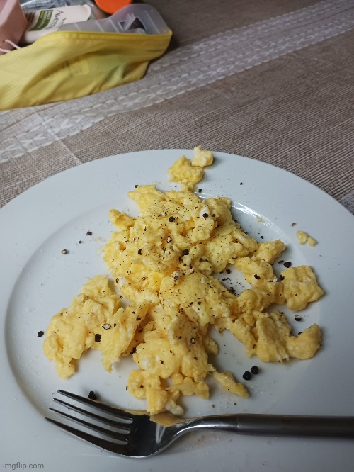 The secret fir extra fluffy delicate eggs is to scrape the edges of your pan constantly on high heat | made w/ Imgflip meme maker