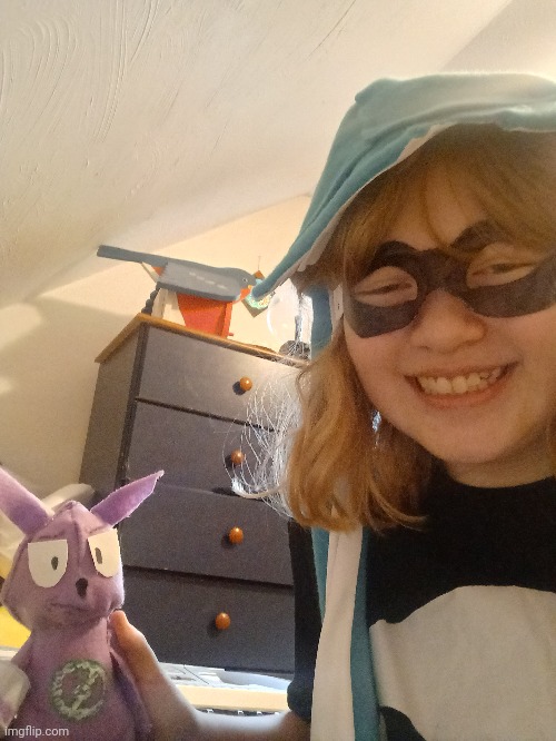Hey everybody say hi to vaxcat!!1!!11 (vaxcat note: SHUT THE FU​CK UP) | made w/ Imgflip meme maker