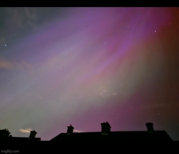 Northern lights a while ago, forgot to post | image tagged in pretty | made w/ Imgflip meme maker