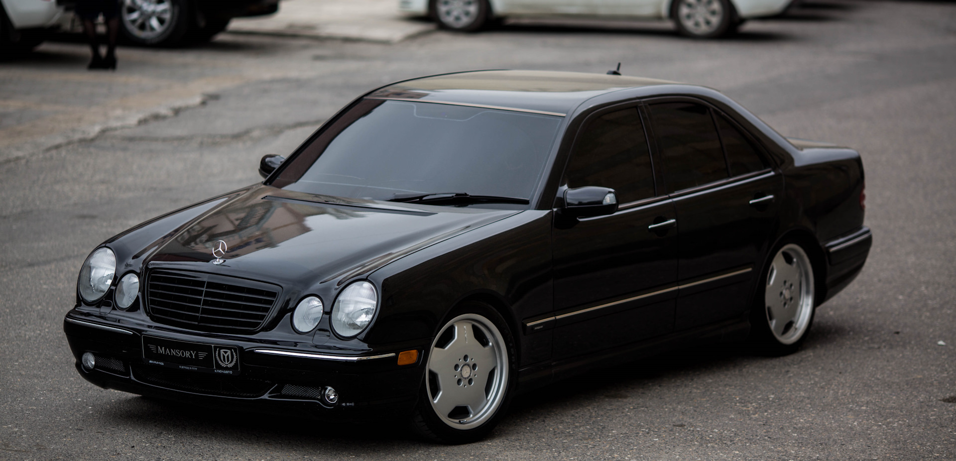 High Quality Mercedes Benz E55 W210 Blank Meme Template