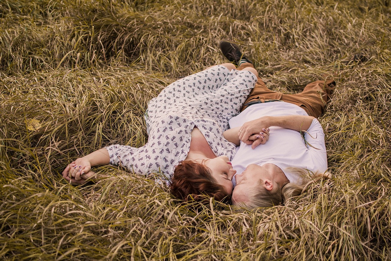 Lovers in a field Blank Meme Template