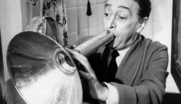 Totò Vota Antonio Blank Meme Template