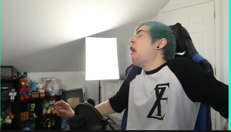 DanTDM Blank Meme Template