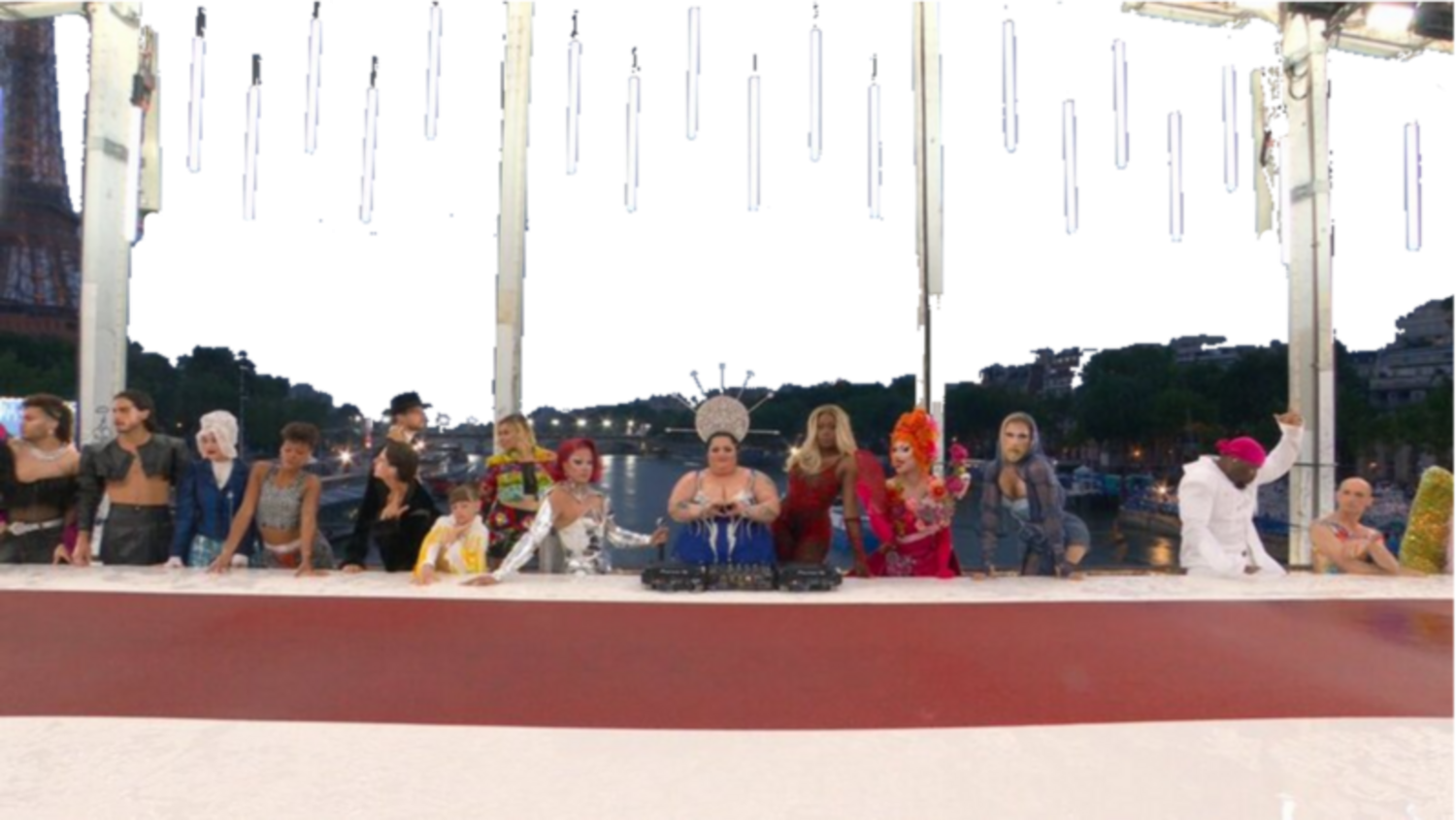 Jotos drag Queen queens inauguración juegos olímpicos Paris 2024 Blank Meme Template