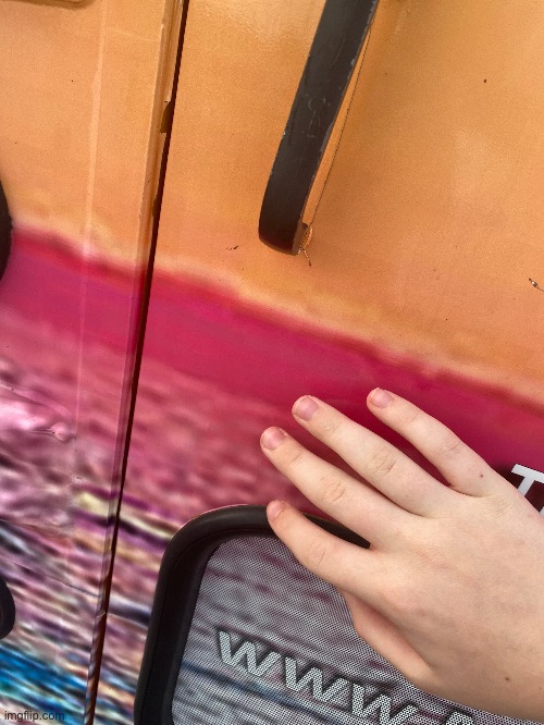 y’all the textures on this van didn’t fully load (my hand included for reference to show the difference in image quality) | made w/ Imgflip meme maker