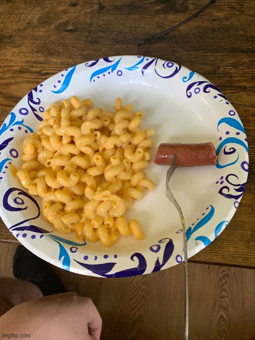 Velveeta mac and cheese with a hot dog <P | made w/ Imgflip meme maker