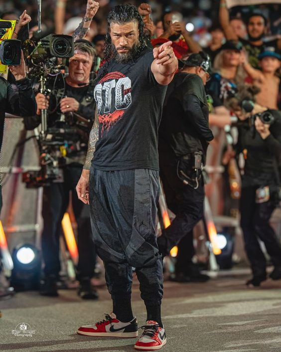 Roman Reigns Pointing Blank Meme Template