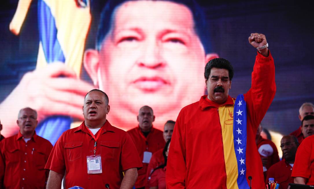 chavez y maduro Blank Meme Template