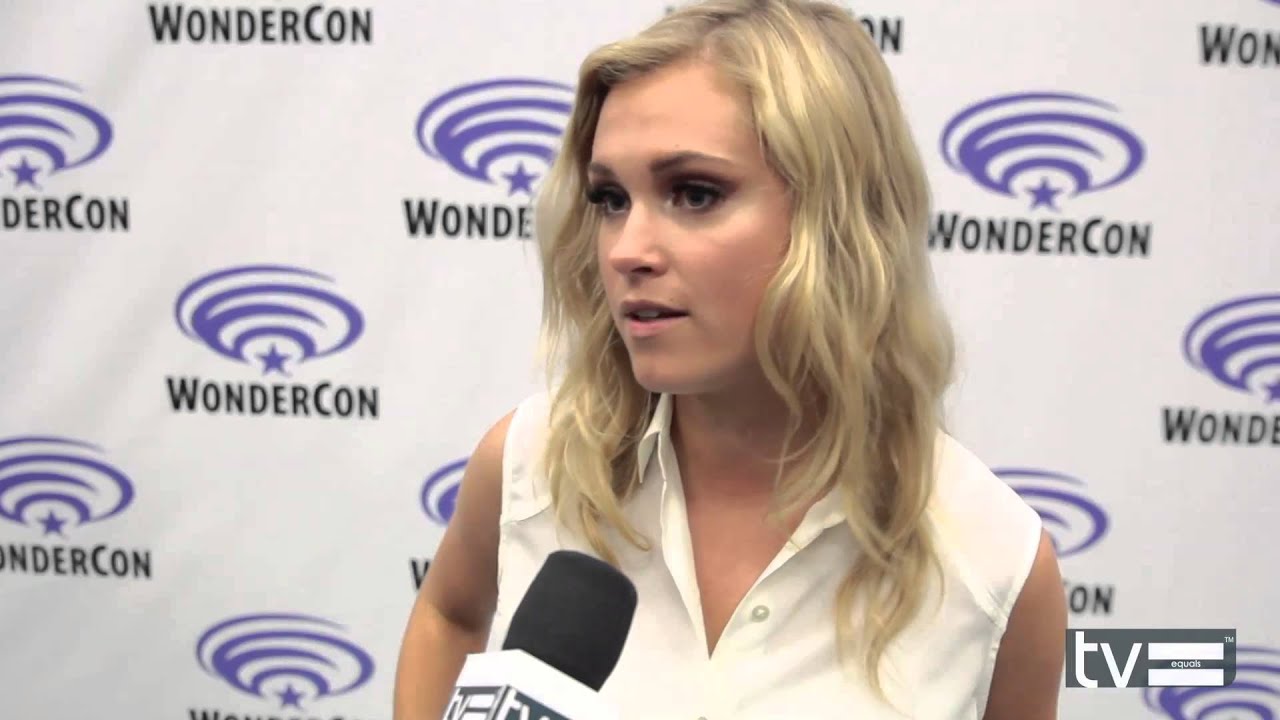 Eliza Taylor Blank Meme Template
