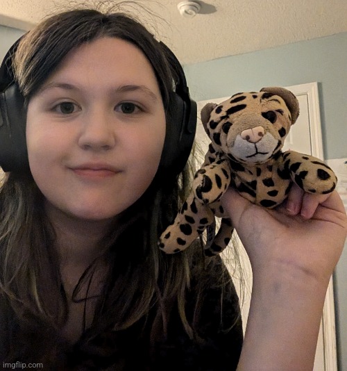 do I look like my childhood stuffed animal (for everyone saying stuff about my looks, keep it at "your pretty" (ty), I am ace) | made w/ Imgflip meme maker